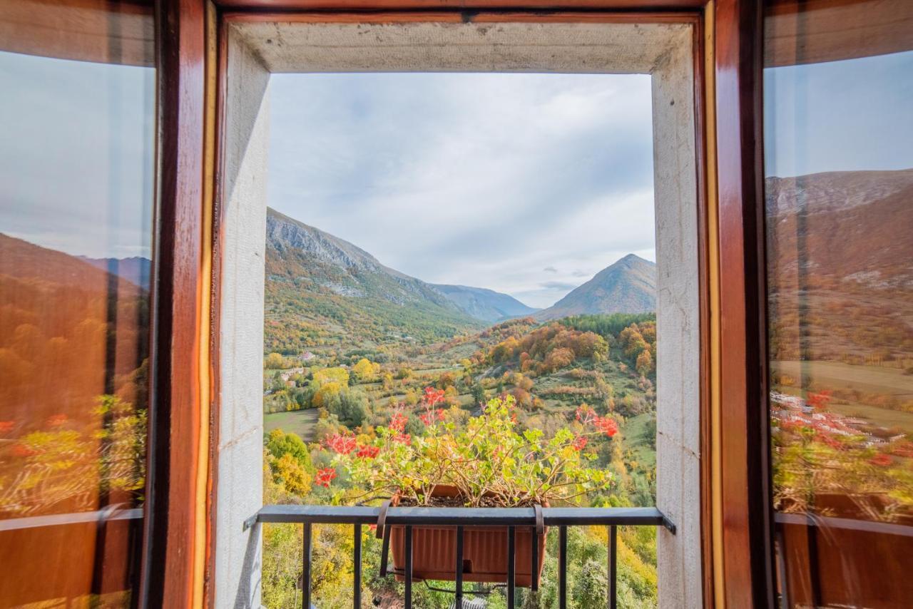 La Pieja Hotel Opi Eksteriør billede