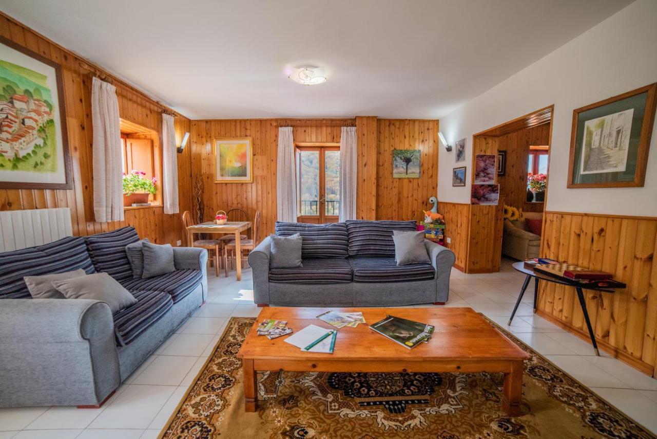 La Pieja Hotel Opi Eksteriør billede